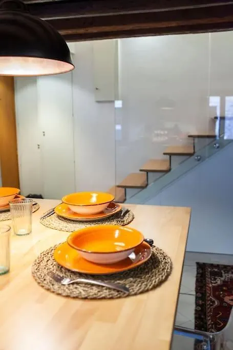 Erbe Canal View Private House Venice Holiday home
